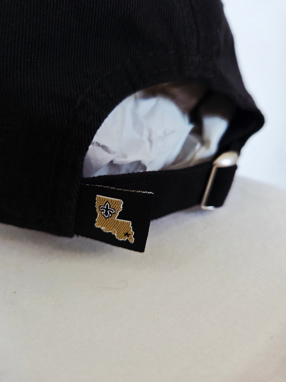 NFL NEW ERA NEW ORLEANS 'SAINTS' CAP WOMEN'S BLACK GOLD EMBROIDERED ADJUSTABLE - Picture 6 of 11